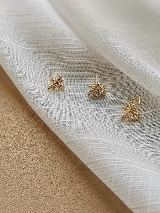 14K gold [bee suit] Copper Cubic Zirconia Cute  Bee Stud Trend Korean Fashion Earring